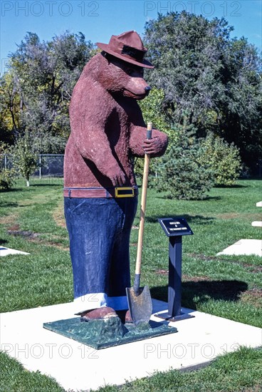 1980s America -   Storybook Land Park, Aberdeen, South Dakota 1987