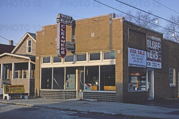 1980s America - West Bluff Cleaners, Peoria, Illinois 1980