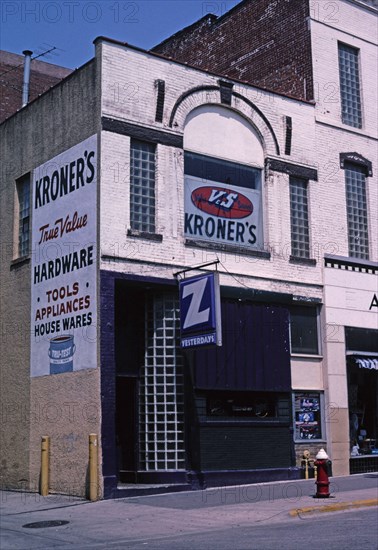 2000s America - Kroner's Hardware, La Crosse, Wisconsin 2003