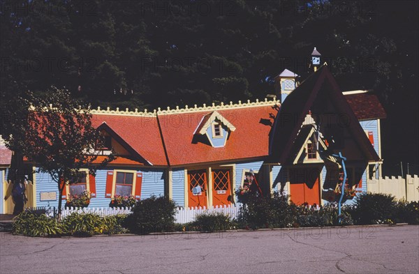 1990s America - Story Land, Route 16, Glen, New Hampshire 1995