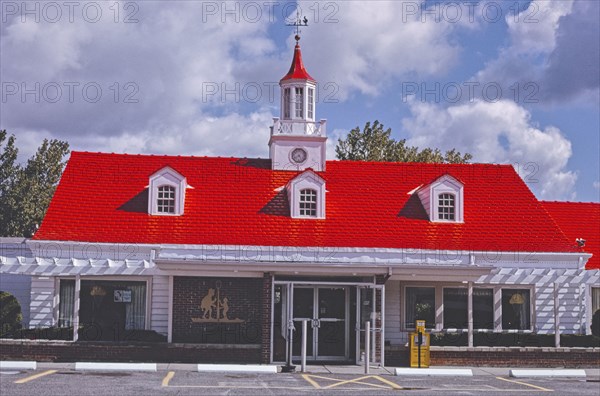 1990s America -   Howard Johnson's, Williamstown, Massachusetts 1995