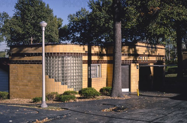 1980s United States -  Coral Court Motel, Marlborough, Missouri 1988