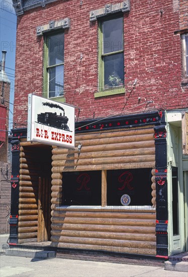 1980s America -  R & R Express Bar, Dillon, Montana 1980