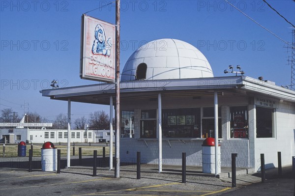 1980s America -  Eskimo Igloo Ice Cream, Columbus, Ohio 1980