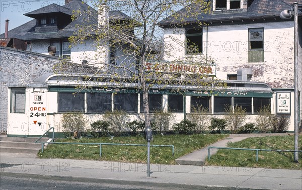 1970s America -   S & C Dining Car, Highland Park, Michigan 1976