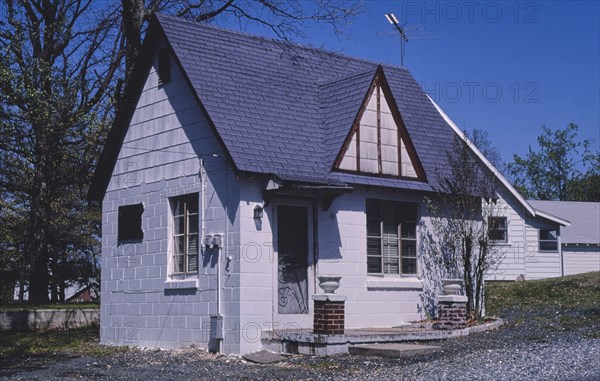 1980s United States -  Melba Motor Court, Spencer, North Carolina 1982