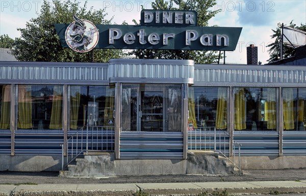 1970s America -   Peter Pan Diner, Danbury, Connecticut 1978