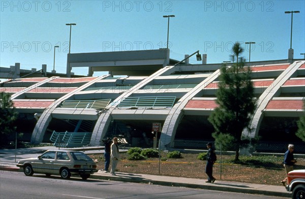 1994 - Northridge, CA Earthquake Damage