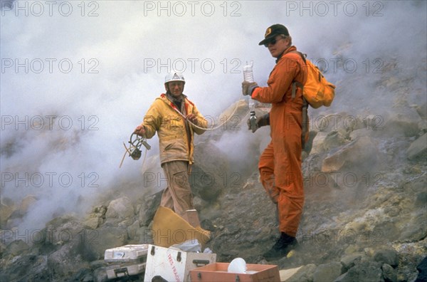 1981 - Gas Sampling around the Mount St. Helens Dome