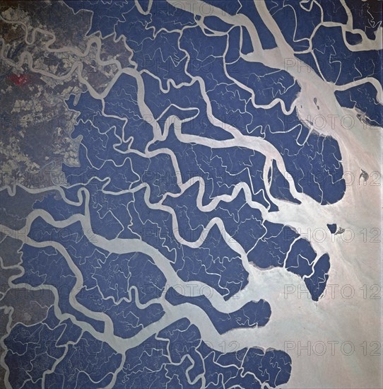 Earth observations taken from shuttle orbiter Columbia during STS-87 mission