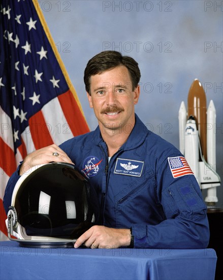 Official Portrait of Astronaut Candidate (ASCAN) Scott J. Horowitz in