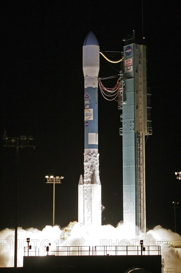 VANDENBERG AIR FORCE BASE, Calif. – Fiery clouds light up Space Launch Complex-2 at the liftoff of the Delta II rocket carrying the Ocean Surface Topography Mission, or OSTM/Jason 2, spacecraft (ca. 2008)