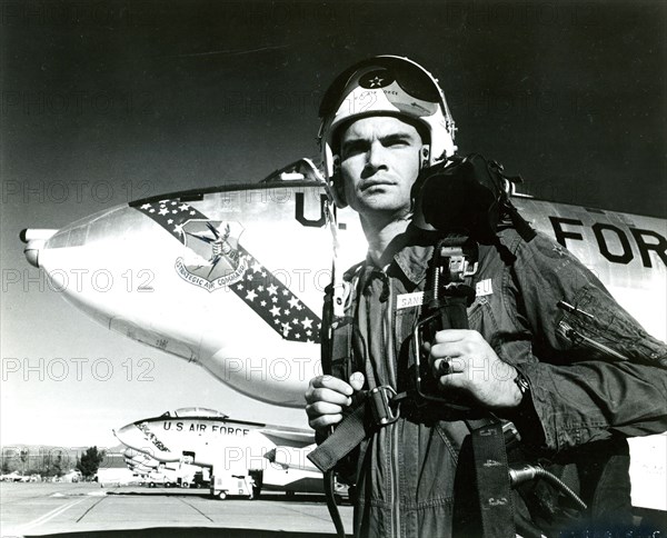 Air Command B-47 bomber, 1957