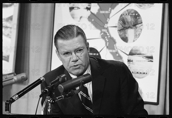 Sec of Defense Robert McNamara