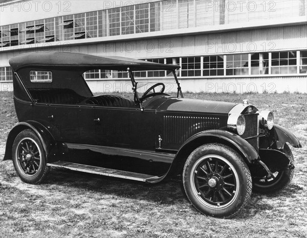 1922 Stanley Steamer Model 740