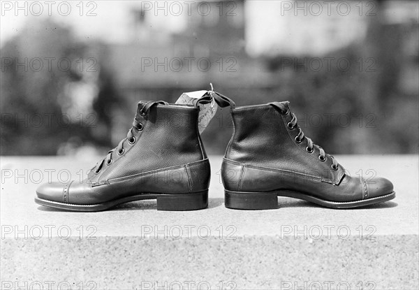 Early 1900s Fashion - Close up of a pair of shoes ca. 1909-1914
