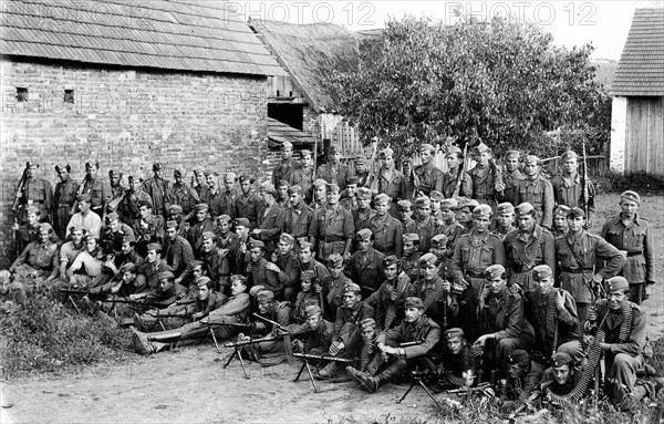 Soldiers of the Poglavnik Guard Brigade (Poglavnikov tjelesni sdrug) between 1941 and 1945