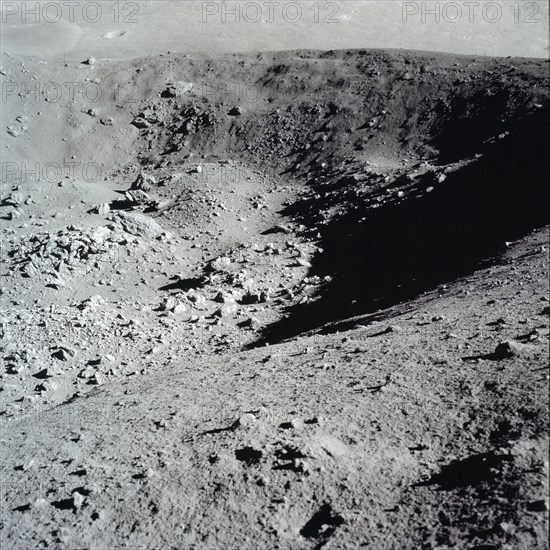 A view looking into Shorty Crater