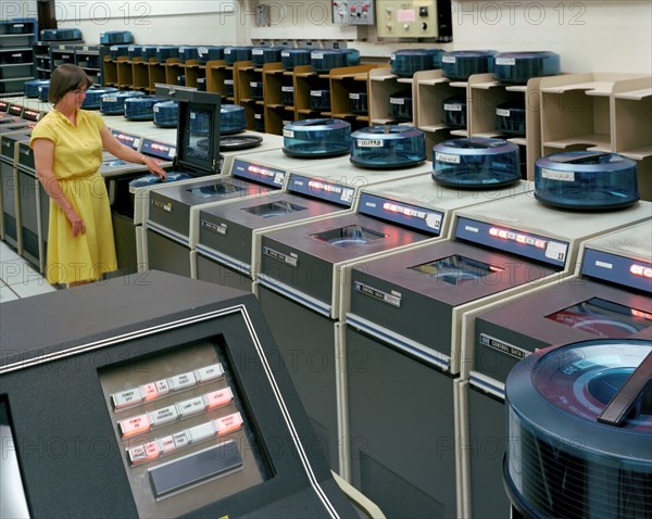 N-233 computer hardware Vax Control Data ca. 1980