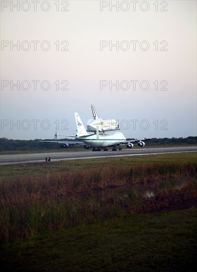 CAPE CANAVERAL, Fla. – Space shuttle Discovery