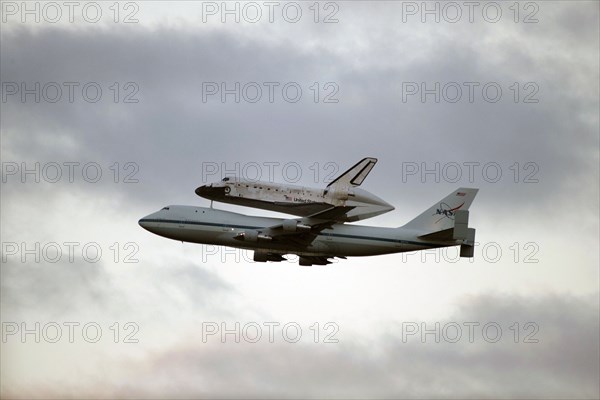 CAPE CANAVERAL, Fla. – Space shuttle Discovery