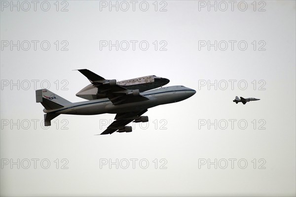 CAPE CANAVERAL, Fla. – Space shuttle Discovery