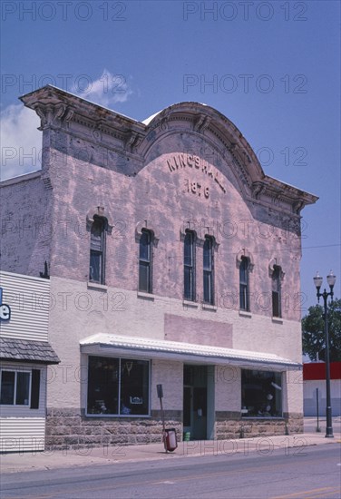 Kings Hall (1876) straight-on view 1st Street Independence Iowa ca. 2003