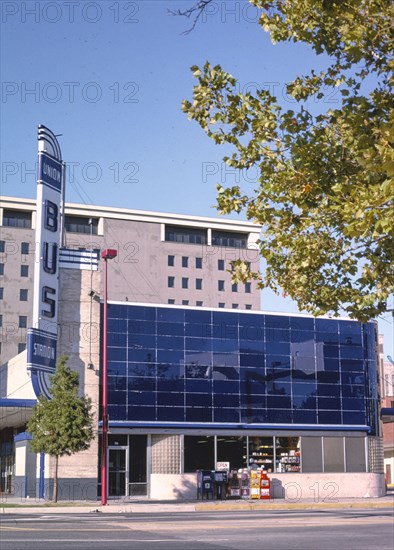 1990s United States -  Union Bus Station