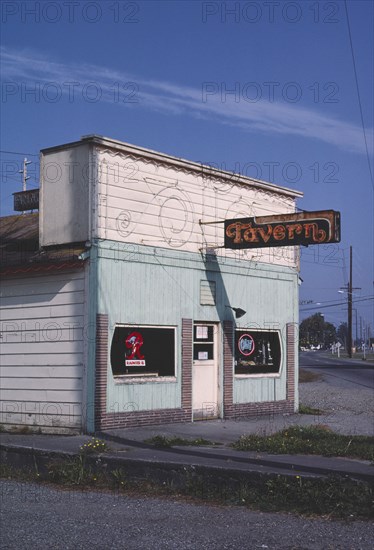 1980s America - Bellows Tavern