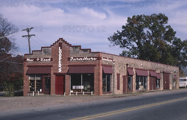 1980s America -  Looper's Furniture