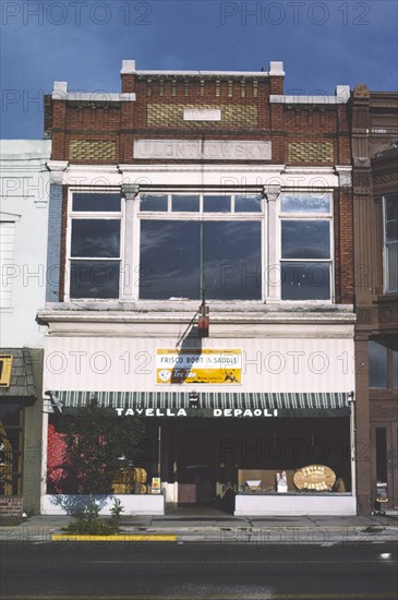 1980s America -  Frisco Shoe Shop