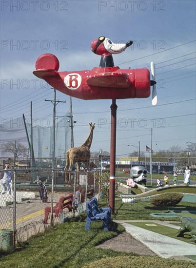 1980s America -  Jawor's Fun Golf, Roseville, Michigan 1986