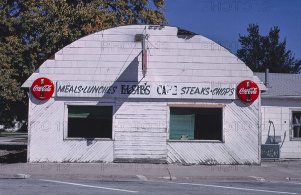 1980s America -   Todd's Cafe, Dakota City, Iowa 1987