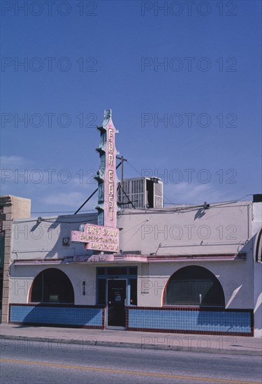 2000s America -   Far East Restaurant, Bakersfield, California 2003