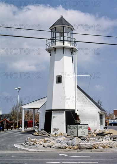 1980s United States -  Heritage Savings and Loan, Weems Lane, Winchester, Virginia 1982