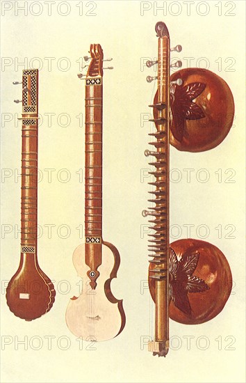 Sitar and Vína