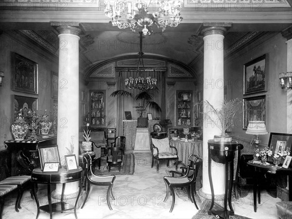 le salon de la villa martinez-gangi à palerme où riccardo wagner travaillait comme invité des princes gangi, fin du 19e siècle