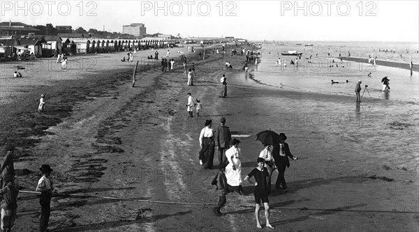 italy, veneto, lido di venezia, beach 1800-1900
autor: naya archives