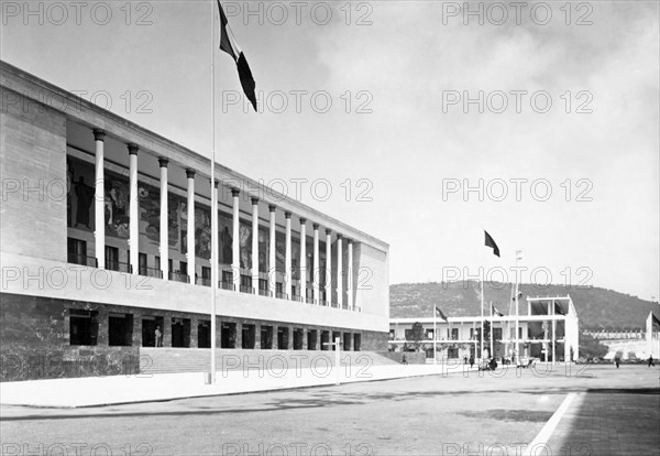 napoli, mostra d' oltremare, palazzo del mediterraneo, 1952