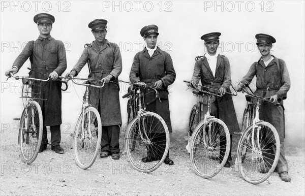 italy, health officer against  flies, 1910-20