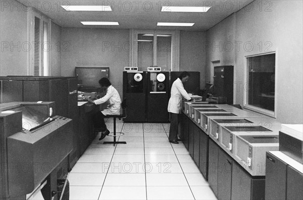 electronic centre, 1970