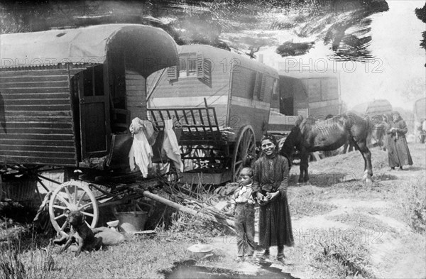 italy, gipsies, february, 1910