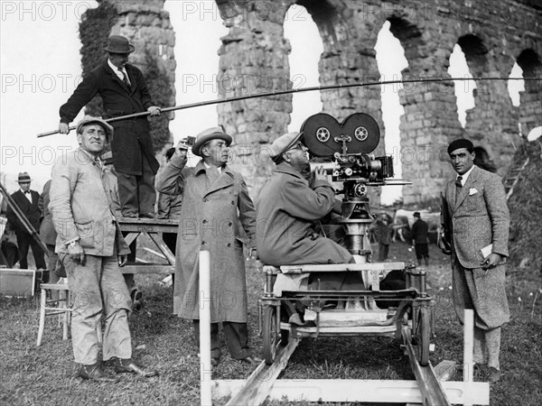 le plateau de tournage de l'armada d'azur, 1932