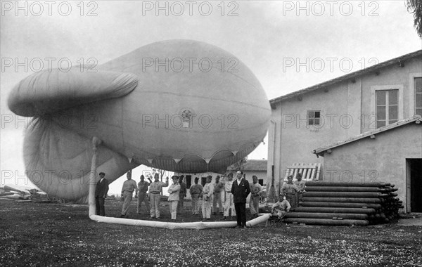 aéronautique, ballon d'ivoire, prêt pour l'ascension, 1920