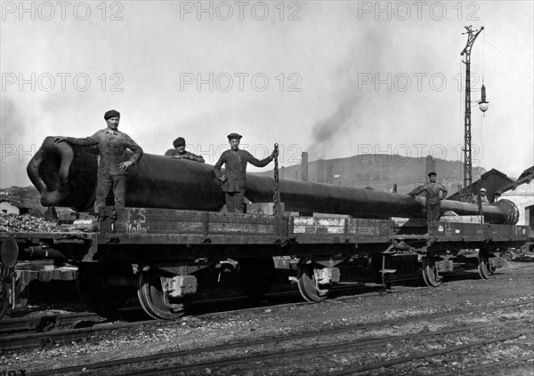 industrie de la guerre, aciérie, tube de canon, 1915 1918