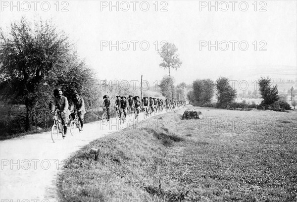 cyclistes bersaglieri, 1911