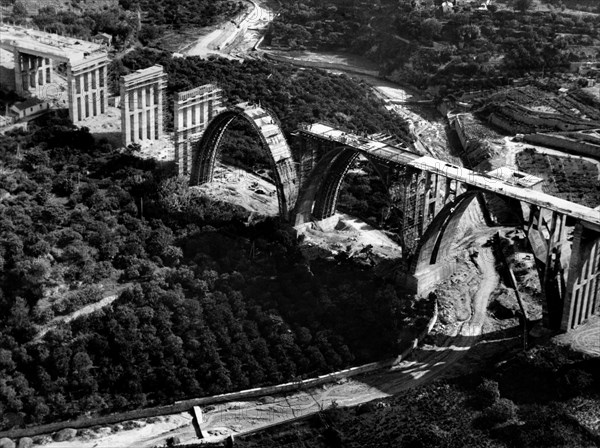 autoroute salerno-reggio, viaduc torrido torrent, 1966