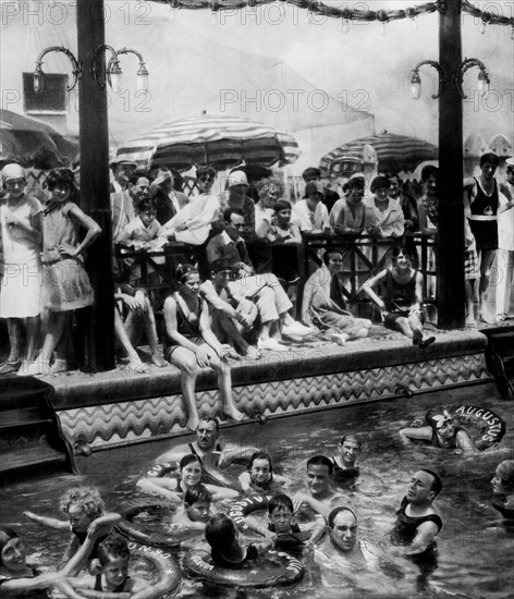 piscine sur le pont de l'augustus, 1930