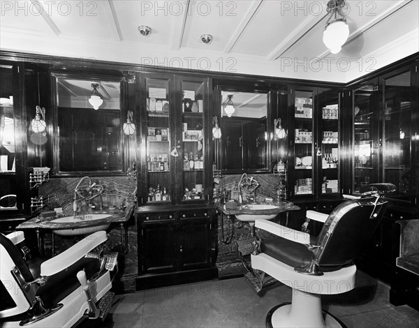 marina, motorship augustus, salon de coiffure, 1930