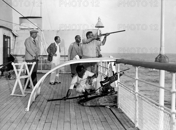 compétition de skeet shooting sur le victoria, 1953